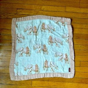 Milk barn Elephant Newborn blanket